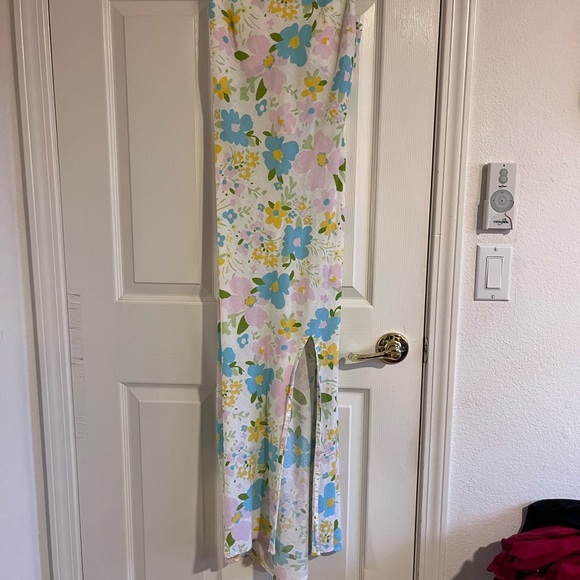 ASOS DESIGN linen cami maxi dress in pastel floral print - Picture 7 of 7